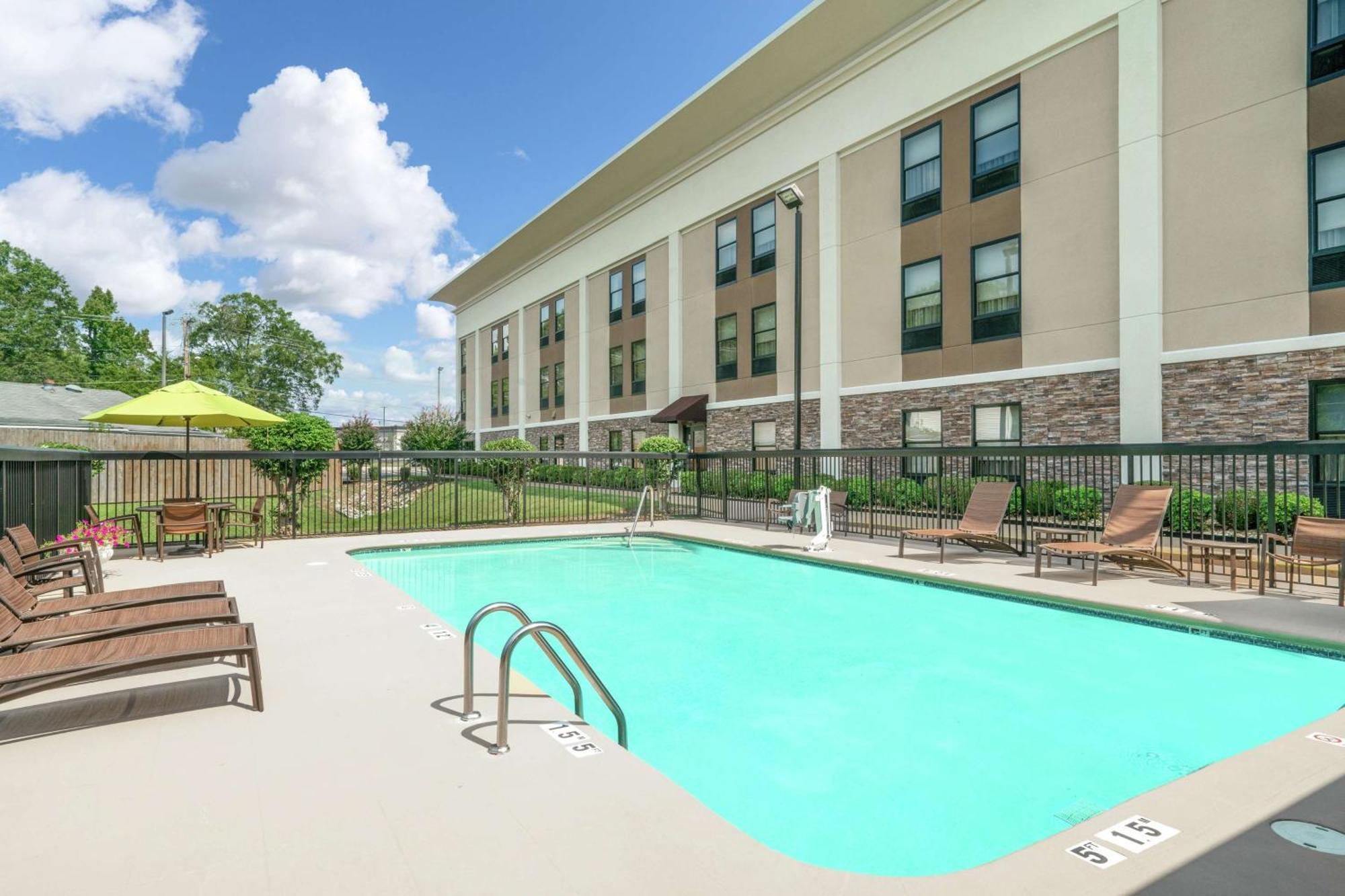 Hampton Inn Hixson Kültér fotó
